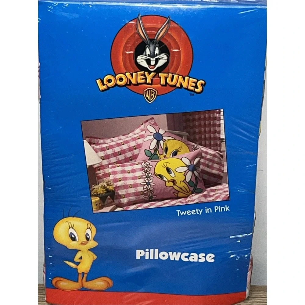 Looney Tunes Tweety Bird In Pink Standard  Pillowcase USA Vintage NOS 1999 NWT